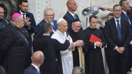 Il "ritorno a casa" e alle tradizioni: dopo 12 anni riapre la stanza del Papa