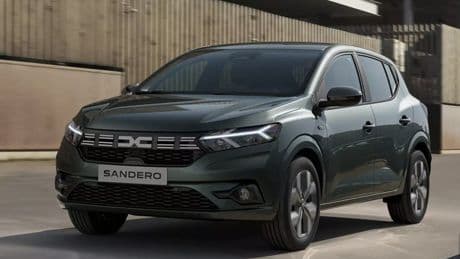 Los 10 coches más vendidos de España: el Dacia Sandero vuelve a liderar