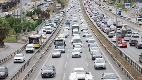 Milyonlarca vatandaşı ilgilendiriyor: Trafik kanunu değişiyor! Kırmızı ışık cezası 80 bin TL