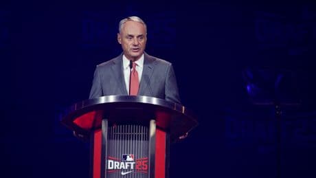 Bryce Harper, MLB commissioner Rob Manfred have heated clubhouse blowup in stunning scene