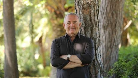 Albert Elfa: "Las mentiras en una sociedad infantil como la de EEUU lo pueden todo"