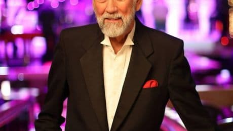 Country singer Ray Stevens suffers heart attack in Nashville