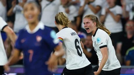 EN DIRECT – France-Allemagne : en supériorité numérique, les Bleues craquent et voient les Allemandes revenir