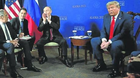 Trump da alas a Putin y cita a Zelenski el lunes en la Casa Blanca para forzar un acuerdo de paz