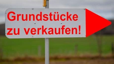 Notfälle: Baukran umgefallen - hoher Schaden