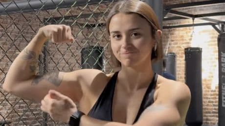 María Amador, experta en fitness: “Estás muy equivocado si crees que para perder grasa debes alimentarte a base de lechuga y correr 25 kilómetros al día”