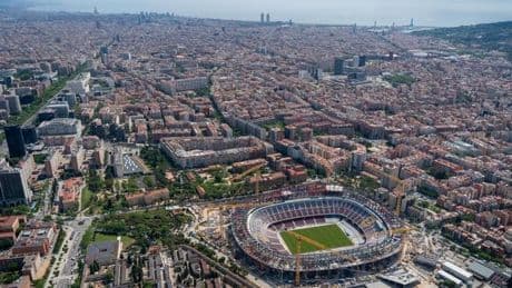 El Barça presume del nuevo Camp Nou, "la octava maravilla del mundo"