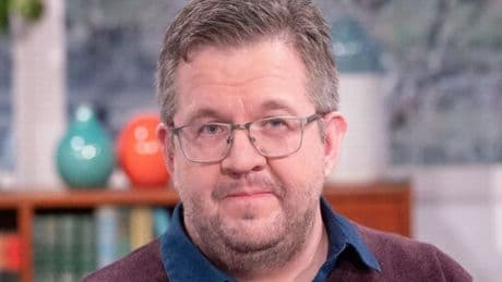 Ex-surgeon who lied about leg amputation on This Morning jailed for fraud