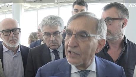 Inchiesta urbanistica a Milano, La Russa: «Sala dimostri di avere la maggioranza o tragga le conseguenze»