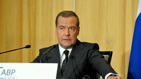 « Chaque nouvel ultimatum est un pas vers la guerre » : la mise en garde de l’ex-président russe à Trump