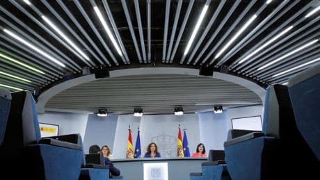 España presenta sus deberes legislativos para 2025, protagonizados por la IA y la ciberseguridad