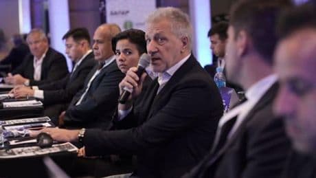 FIFPRO vuelve a responder a la FIFA y le acusa de chantajear
