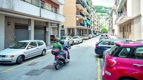 Furti nelle automobili, Castelletto nel mirino: ecco i nuovi trucchi dei ladri tecnologici