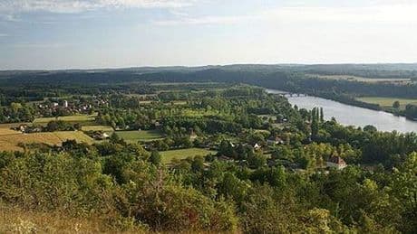 British woman found beaten to death with 'five deep wounds' in French village