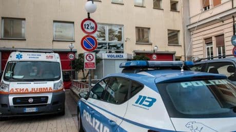 Genova, scappa dall’ospedale con la figlia neonata: la bambina rischiava di andare in adozione