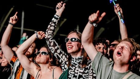 Op doorgaans sprookjesachtig Down the Rabbit Hole was Gaza onontkoombaar