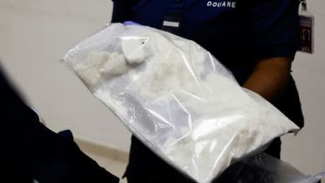 Cocaïne: plus de 200kg de marchandise retrouvés dans des sacs de sport à Aix-en-Provence, un record dans la région en 2025