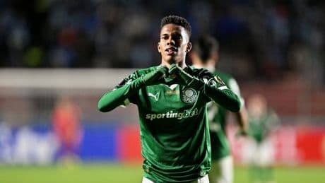 When is Estevao Willian playing at Club World Cup? How to watch Palmeiras vs Porto for FREE