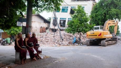 Un terremoto de magnitud 5.5 sacude Birmania tras el devastador seísmo que dejo 3.600 muertos hace dos semanas