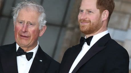 El rey Carlos III, &quot;frustrado&quot; y &quot;perturbado&quot; por la entrevista de su hijo Harry a la BBC: &quot;No ha respetado este principio&quot;