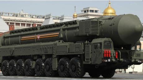 Russia, fallito il lancio del missile balistico Yars. «Qualcosa è andato storto». Il test prima delle telefonata con Trump