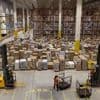 Einkommen: Amazon erhöht Einstiegslöhne in der Logistik
