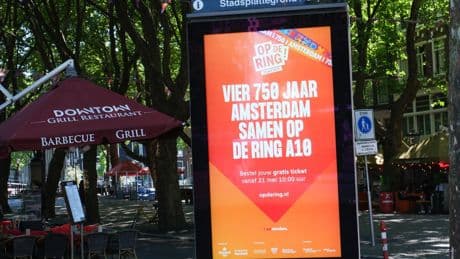 Amsterdammers in rep en roer over chaotisch verlopen ticketuitgifte voor festival op de ringweg: wat is er aan de hand?