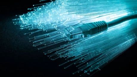 Avec les box Bouygues Telecom, la connexion internet s’établie à la vitesse de la lumière !