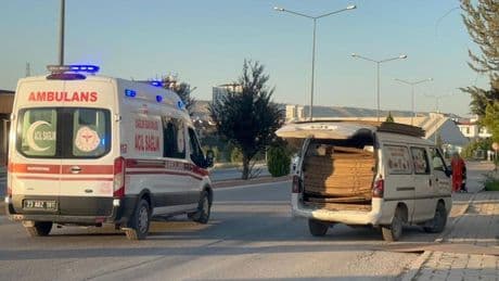 Elazığ'da panelvandan düşen çocuk ağır yaralandı