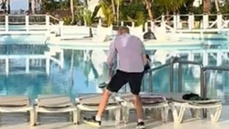 Sprinting tourist grabs seven sunbeds within seconds in 'insane' poolside battle