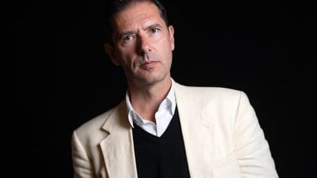 "Changer l'eau des fleurs": Melvil Poupaud et Alban Lenoir au casting de l'adaptation signée Jean-Pierre Jeunet