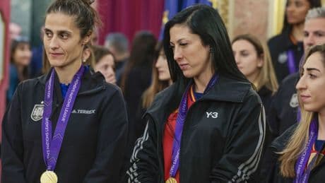 La puerta por la que salió Montse Tomé se le abre a Jenni Hermoso: vía libre para limpiar el 'piquito'