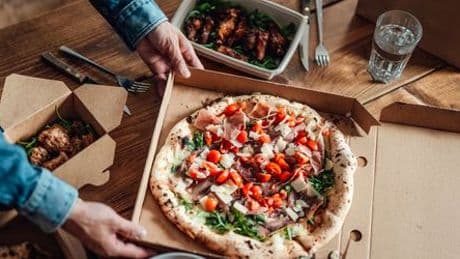 Max Strohe über den Unterschied zwischen Restaurantbesuch und Lieferdienst