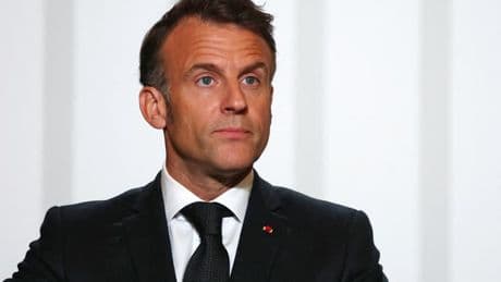 Vacances, horaires scolaires... Emmanuel Macron lance une convention citoyenne sur les "temps de l'enfant"