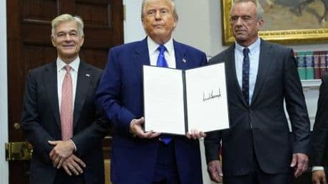 Strappo, vertici e gelata finale. Una trattativa sull'ottovolante