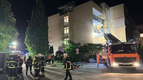 Mehr als 50 Verletzte bei Brand in Hamburger Klinik