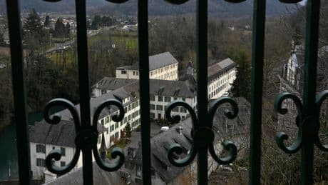 EN DIRECT - Affaire Bétharram : François Bayrou face à la commission d’enquête de l’Assemblée pour un grand oral à haut risque