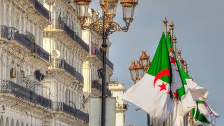 L’Algérie annonce la fin de la gratuité des biens prêtés à l’ambassade de France