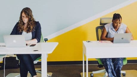 Ingénieurs : former des femmes, un enjeu crucial pour la compétitivité française