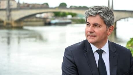 Victoire du PSG: le maire de Chalon-sur-Saône "interdit" le drapeau palestinien après les violences