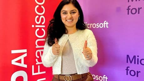 Read the résumés that landed a machine learning engineer a Meta internship at 22 and a full-time role at X at 23