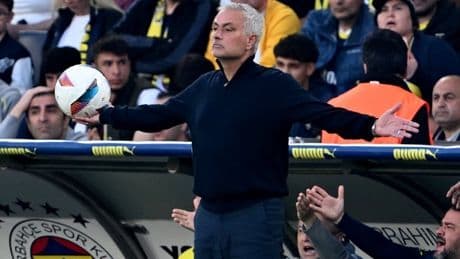 Jose Mourinho'dan derbi açıklaması: 'Ligin sonu başlamadan belliydi'