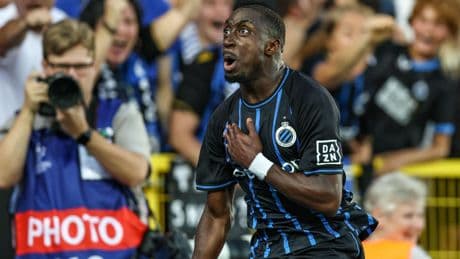 Ajax-miskoop Forbs helpt Club Brugge direct bij debuut met belangrijke goal: ’Hou weer van het spelletje’