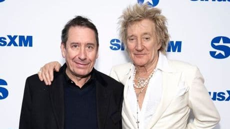 Rod Stewart flooded with support as he shares poignant video after health woes