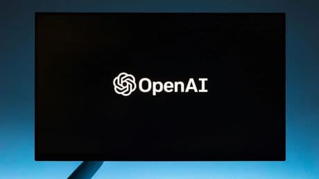 OpenAI lanza dos modelos abiertos de IA que son gratuitos: así puedes utilizarlos en tu ordenador