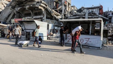 Conflit au Proche-Orient, jour 659 : tirs houtistes vers Israël, à Gaza « personne n’a été épargné »