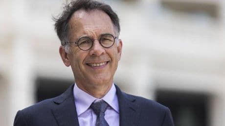 Guido Imbens, Nobel de Economía 2021: "Es mejor la reducción de jornada que la semana laboral de cuatro días"