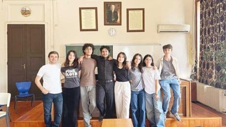 Cağaloğlu Anadolu Lisesi CERN'de deney yapacak... Daha şimdiden tarihe geçtiler