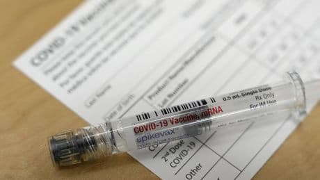 Héros de la crise sanitaire, Moderna est désormais victime de la politique vaccinale américaine