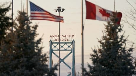 Here's how many Americans came to Canada this April compared to last year